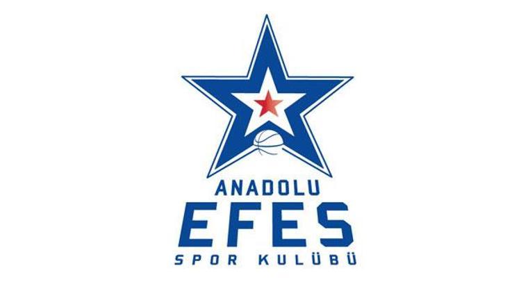 Anadolu Efeste Oktay Mahmuti gitti Vaggelis Aggelou geldi