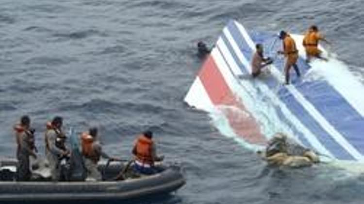 Air France kazasının nedeni pilot hatası olabilir