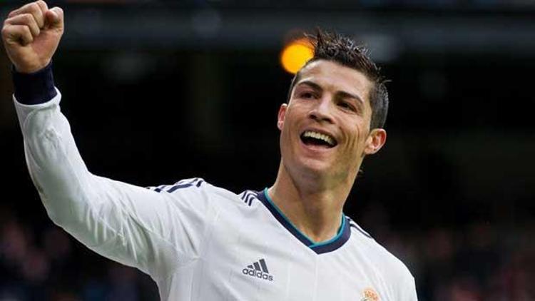 Cristiano Ronaldo 40ına kadar Real Madridde