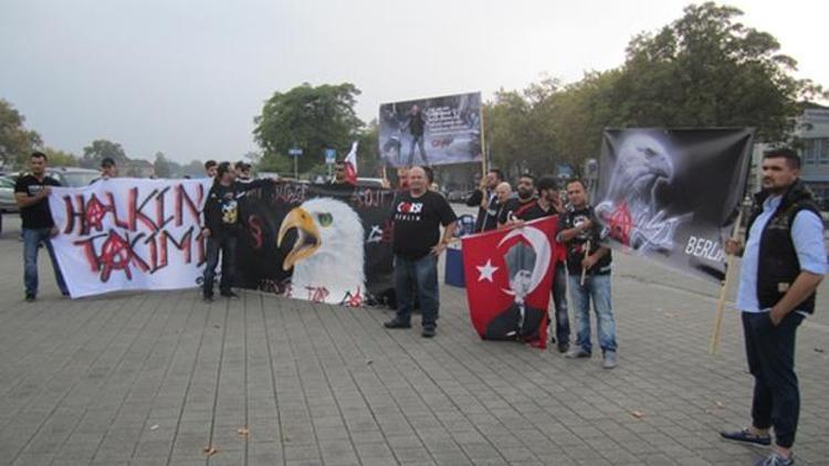 Çarşı Grubu’ndan Almanya’da protesto