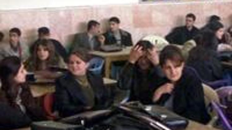 Irakta tecavüz çetesi üniversite kapattırdı