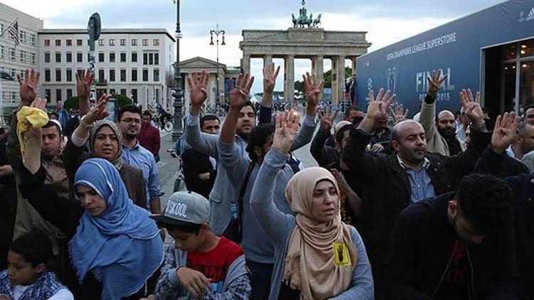 Almanyada protestolarla karşılandı