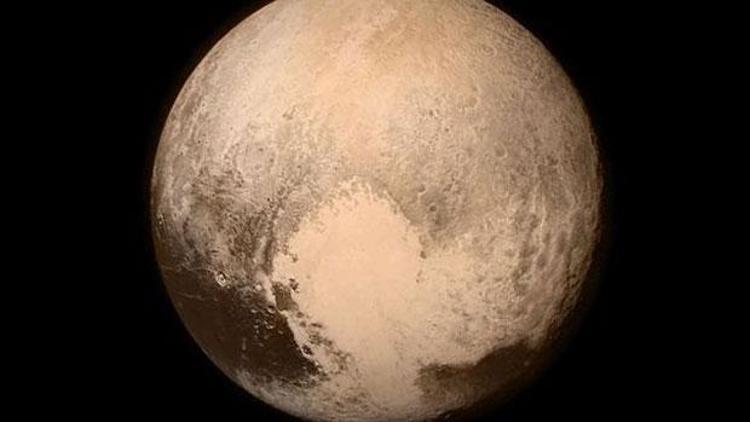 New Horizons uzay aracı Plütondan ilk görüntüyü geçti