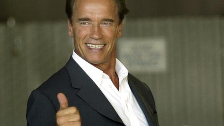 Schwarzenegger, Altın Kamera Ödülünü aldı