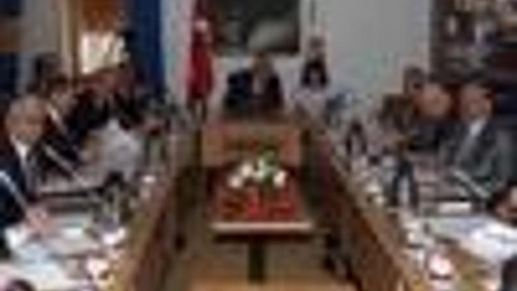 Turkish parliamentary commission adopts Article 301