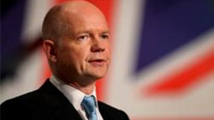 İngiltere Dışişleri Bakanı Hague: İranla bir anlaşmaya varılabilir