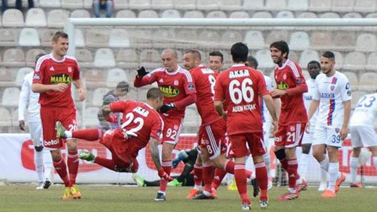 Sivasspor 3 - 1 K. Karabükspor