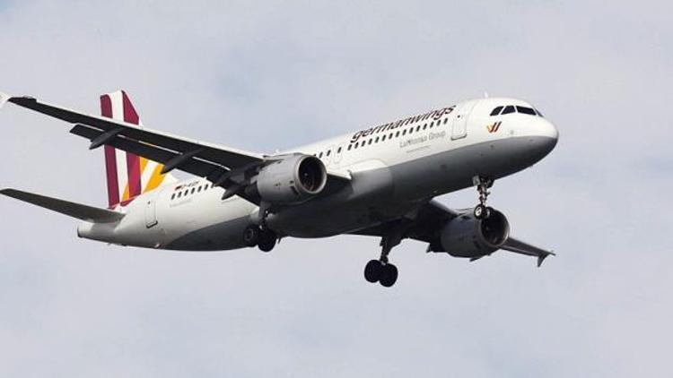 Havacılık Dairesi Germanwingsi suçladı: Pilotun sağlık durumuyla ilgili bilgi verilmedi