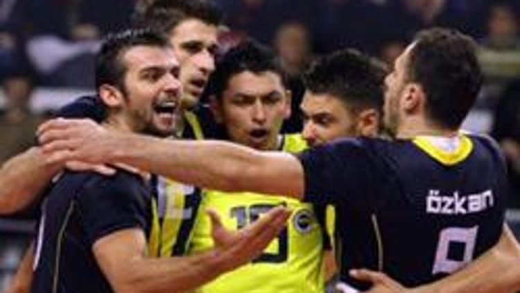 Fenerbahçeli voleybolcular kontrolden geçti