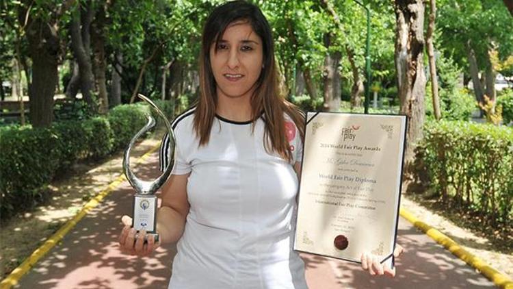 Engelli judocu Güler Demircana fair-play ödülü