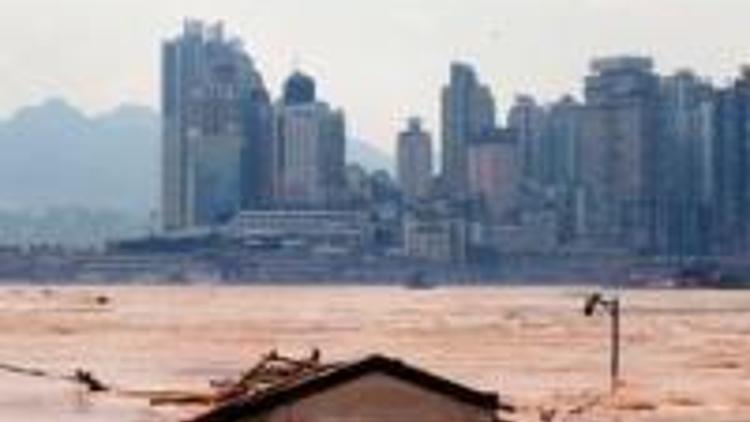 WSJ: Çin sel felaketinde ölü sayısı artıyor
