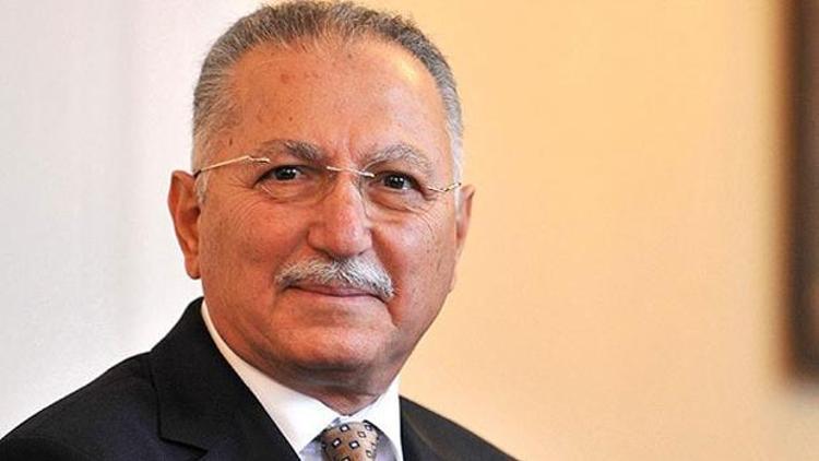 Ekmeleddin İhsanoğlu: Devletin tepesinde sigorta atmamalı