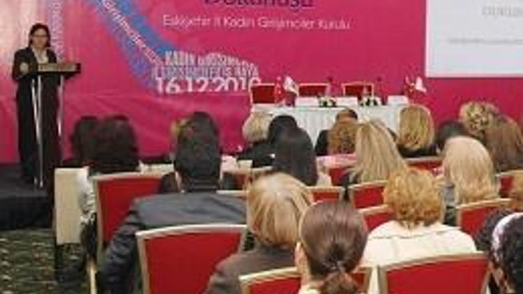 Yüksek ökçeler Eskişehir’de kenetlendi, Pollyanna’yı girişimcilikte örnek aldı