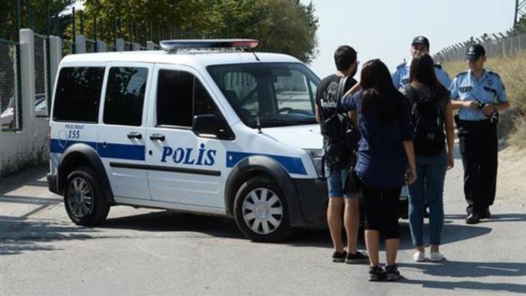 Ankarada bir polis aracında ölü bulundu