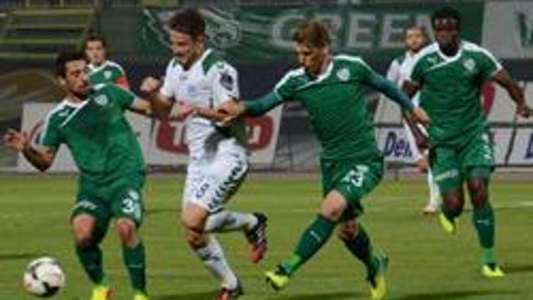 Bursaspor kalesine duvar ördü