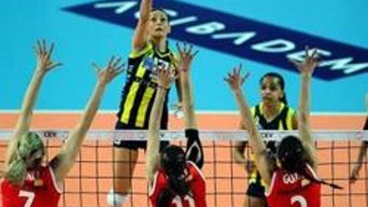 Vakıfbank finalde