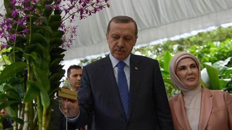 Erdoğan çiftinden Singapurda orkide imzası