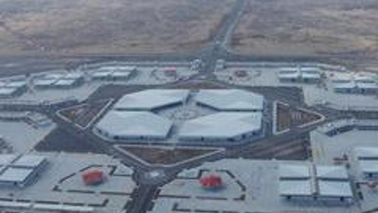 Türkmenistanın çöl pazarı açıldı