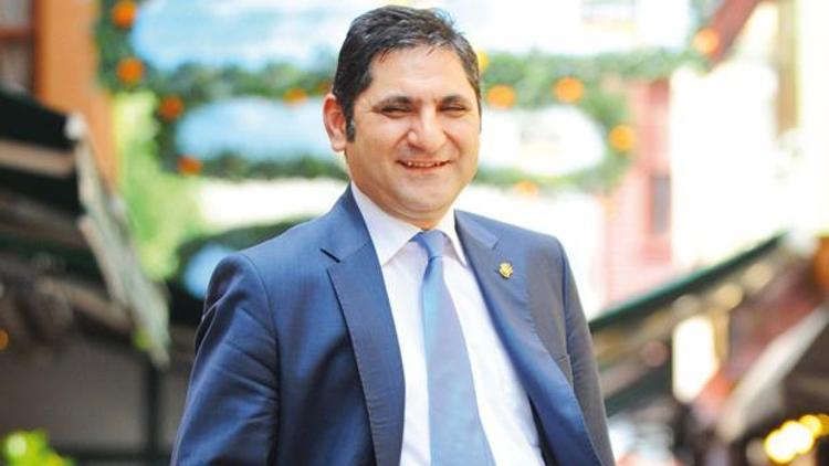 CHP PM’den istifa etti, Özçelik asil üye