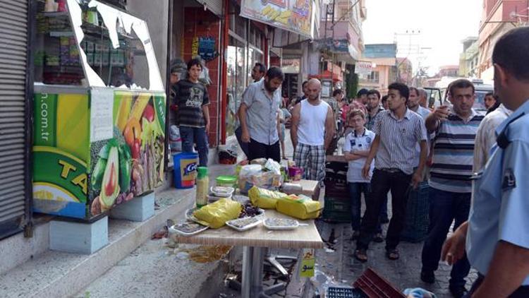 Maskeli ve satırlı grup Suriyelilerin işyerlerini bastı