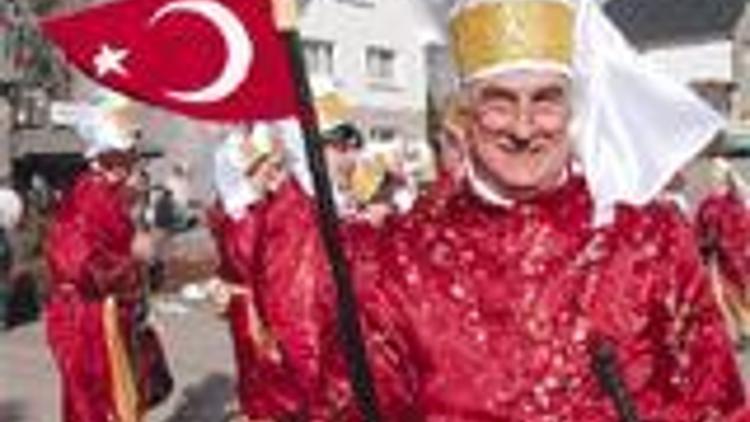 Belçika’da Türk köyü karnavalı