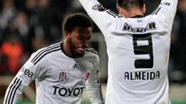 Kartal Fernandes ve Almeida uçuruyor