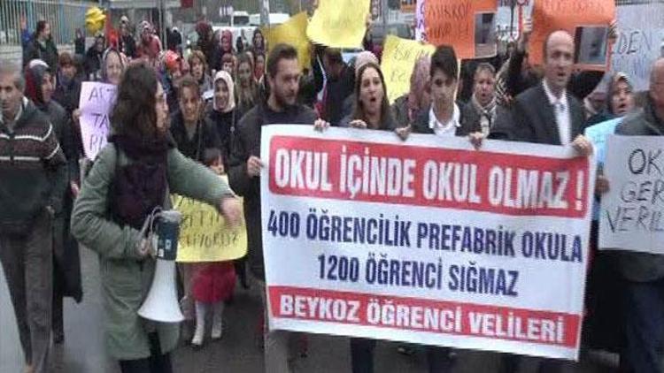 Öğrenci ve veliler Milli Eğitim’e yürüdü