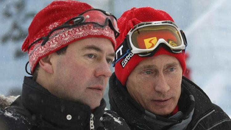 Putin ve Medvedevin kayak keyfi