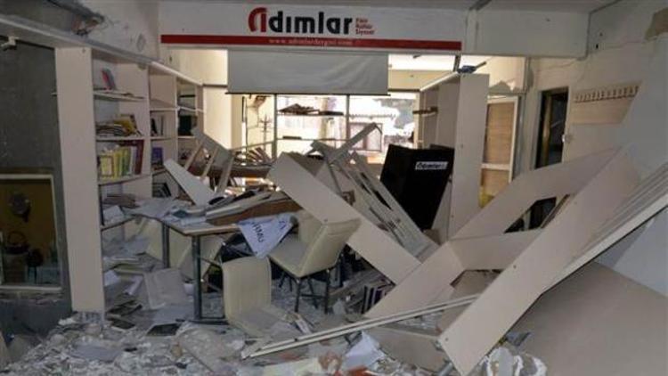 Adımlar Dergisinde patlama: 1 ölü 3 yaralı