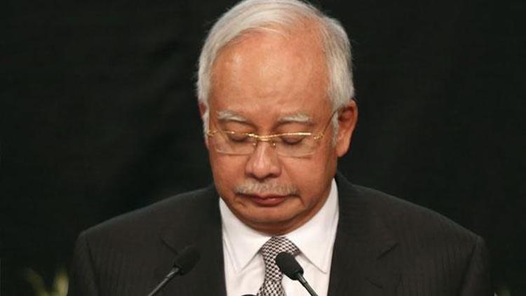 Malezya Başbakanına 700 milyon dolarlık bağış