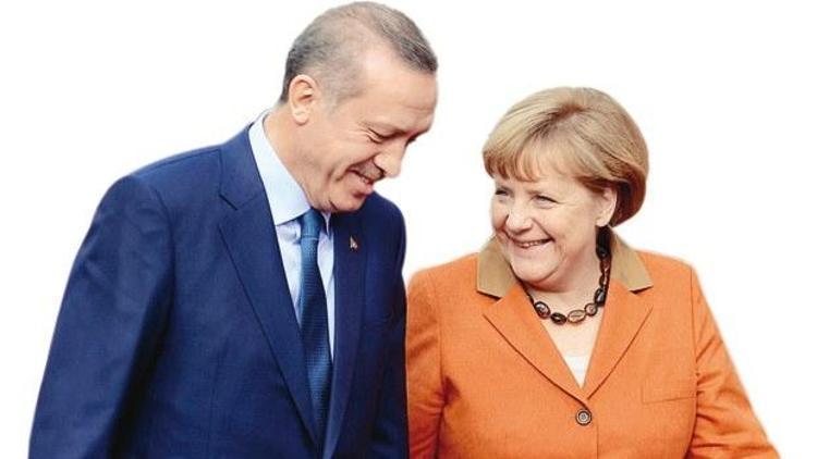 Başbakan Merkel ajanlarına Türkiyeyi dinletmiş