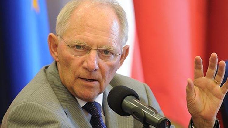 Schaeuble: Borç indirimi mali kurallara aykırı