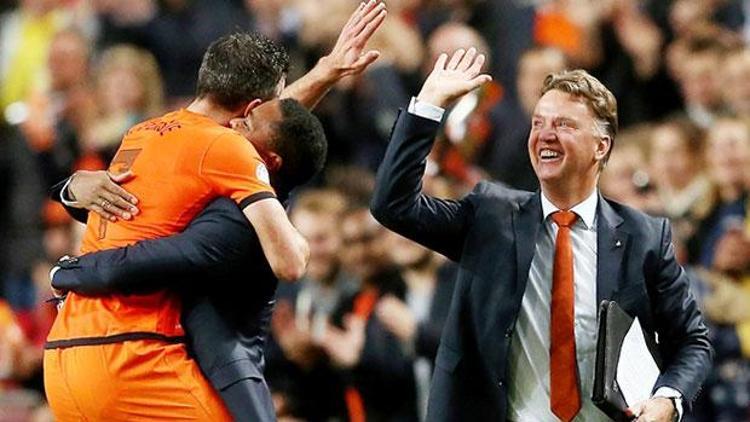 Van Gaal: Milli takımın yıldızlara değil teknik ekibe ihtiyacı var