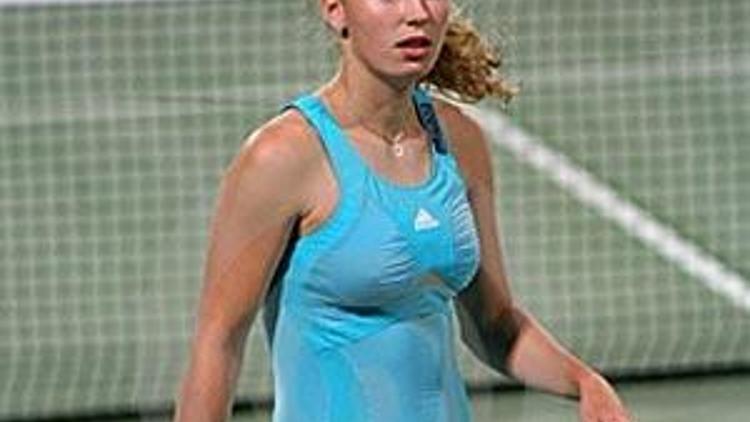 Wozniacki hız kesmiyor