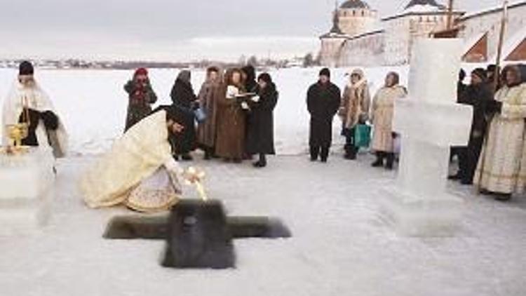 Rusya’da kilise tesettür istedi