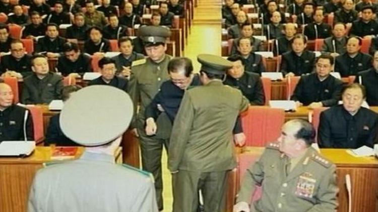Kuzey Korenin iki numaralı ismi yaka paça tutuklandı