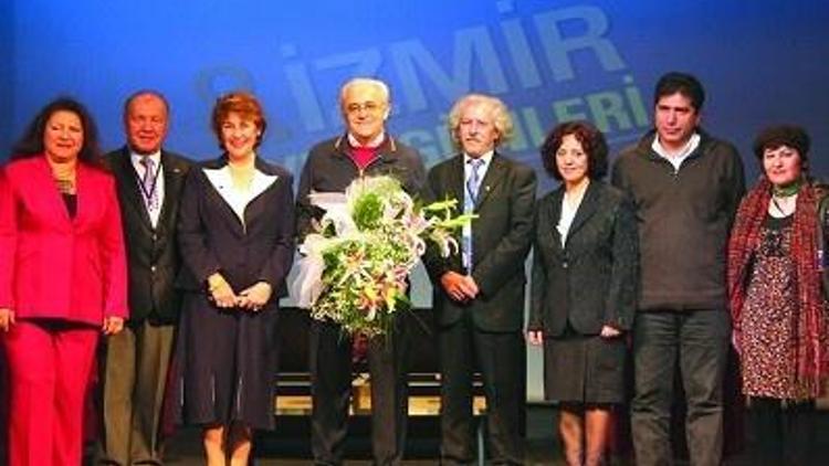 İzmir’de şölen gibi öykü dolu günler