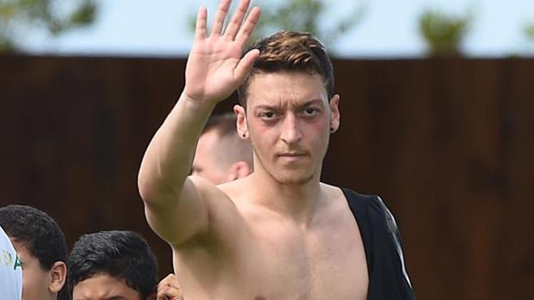 Mesut, Löwü utandıracak mı