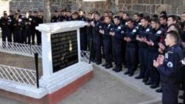 Polis adaylarına Aziziye Tabyaları’nda ders