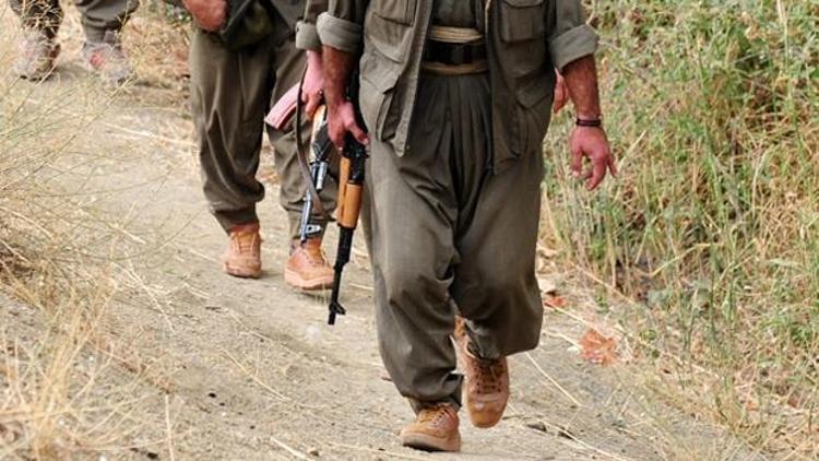 Karakol inşaatını koruyan askerlere PKK’dan taciz ateşi