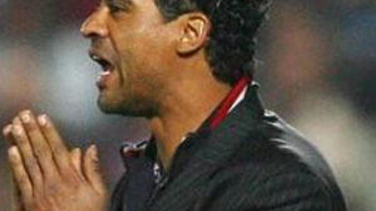 Rijkaard yol ayrımında