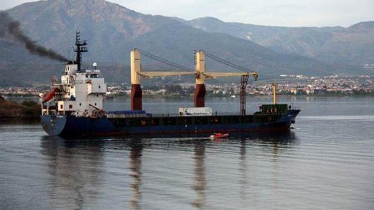 Vurulan Türk gemisi Fethiyeye geldi