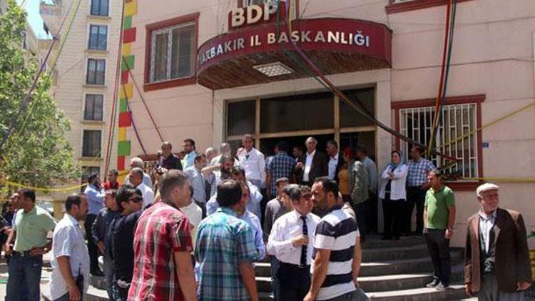 Aileler BDPyi bastı PKK açıklama yaptı