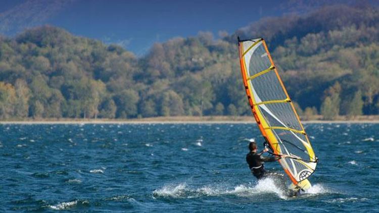 Windsurf Ligi başladı