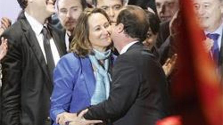 Hollande Royal’e iş bakıyor