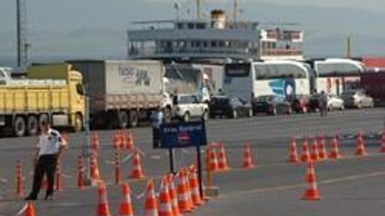 İstanbul trafiğine çözüm önerisi: TIR ve kamyonlar Eskihisar-Zeytinburnu arasında feribotla taşınsın