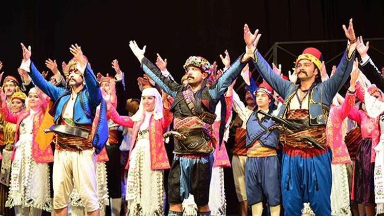 Üç Mehmet’in Dansı büyüledi