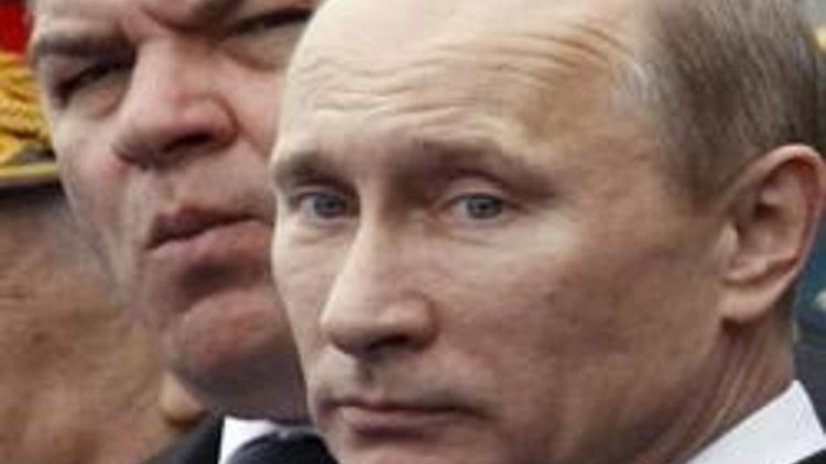 Putin, elitin huzurunu bozan çapkın Bakanı görevden aldı