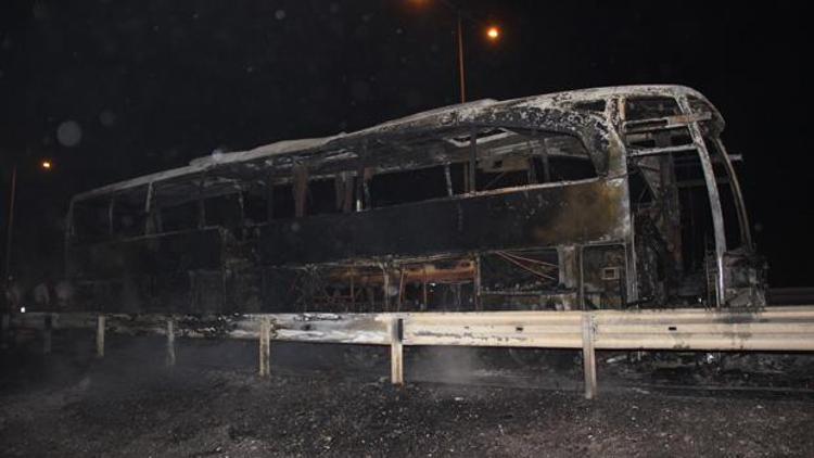 54 yolculu otobüs Ankarada yandı
