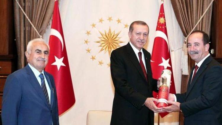 Cumhurbaşkanlığı Sarayına giden ilk CHPli Edirne Belediye Başkanı oldu